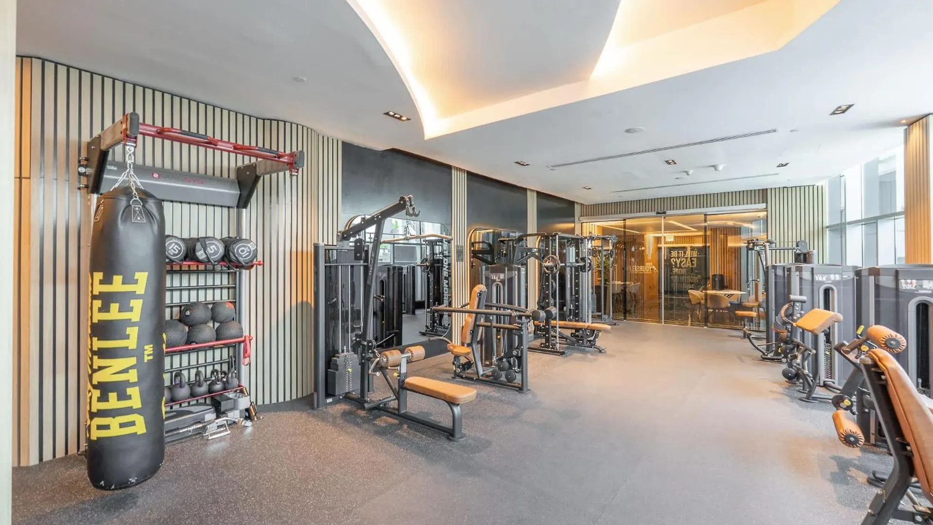 Stylish Difc Apartment Sleeps 4 With Pool & Gym دبي