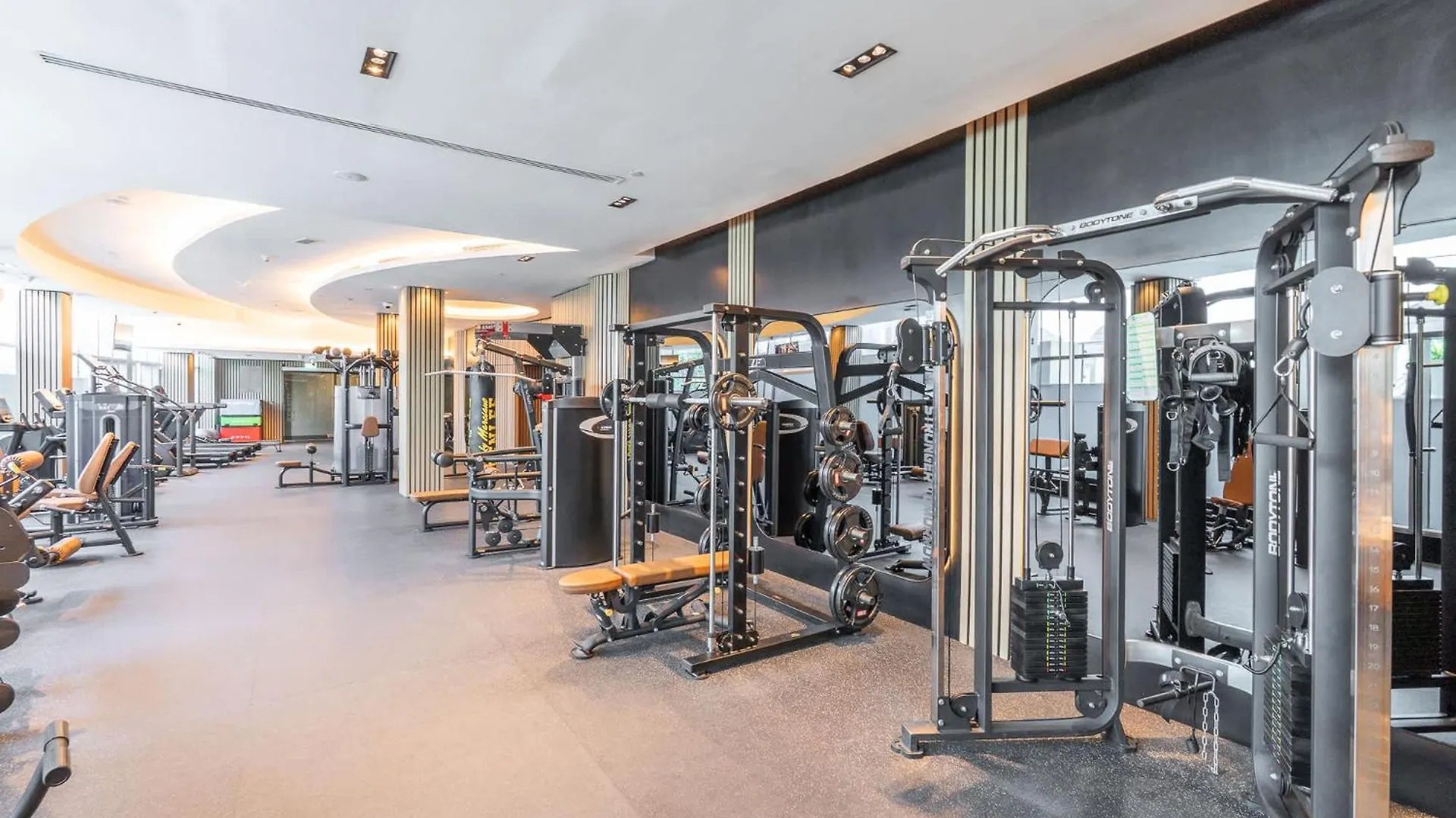 Stylish Difc Apartment Sleeps 4 With Pool & Gym دبي
